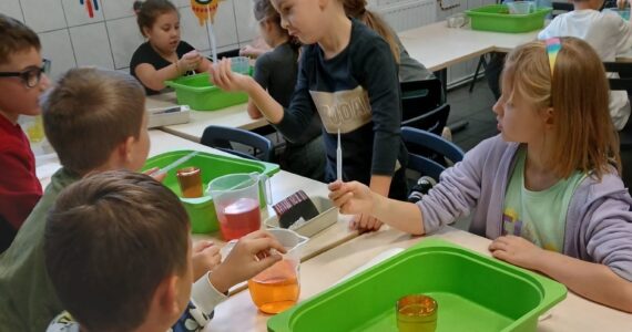 Wycieczka klas drugich do Laboratorium Wyobraźni