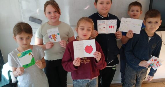 Dzień Pozdrowień 3a