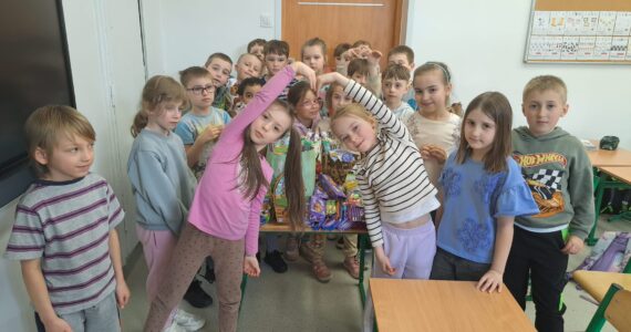 Akcja charytatywna w 1b